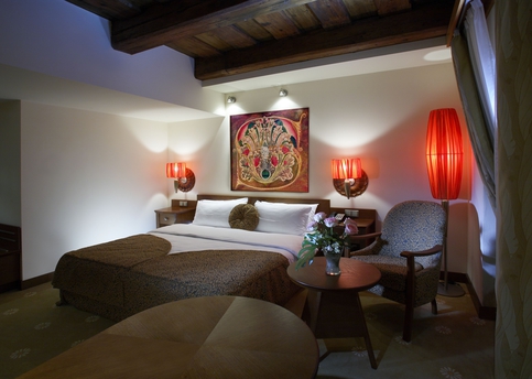 Main first class room