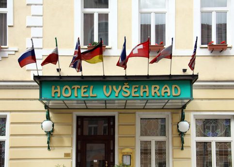 Main hotel vysehrad 01