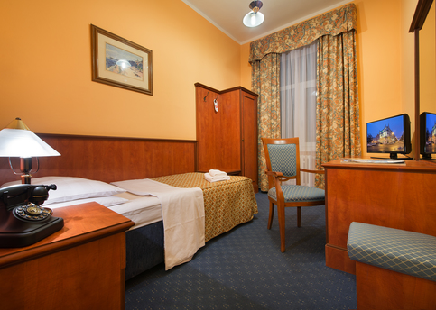 Main dsc 1563 ii pan