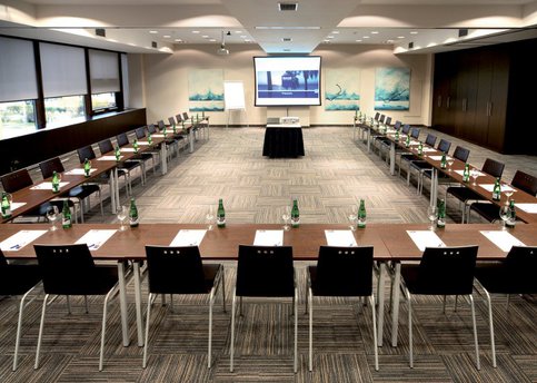 Main meeting room 2 hotel barcelo praha25 8630