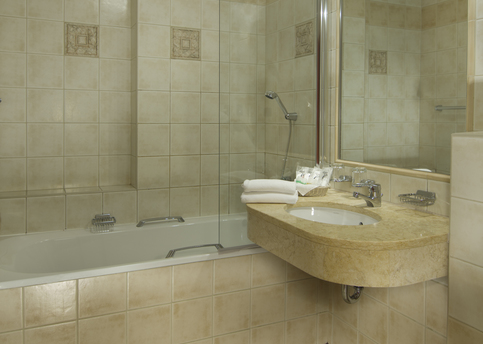 Main carlton bathroom