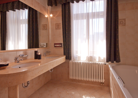 Main carlton bathroom1