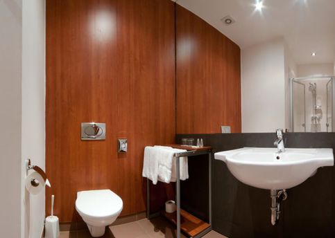 Main victoria 13 rooma