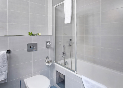 Main 08 ehrlich hotel